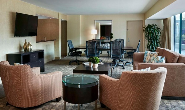 Hilton Anaheim image 64