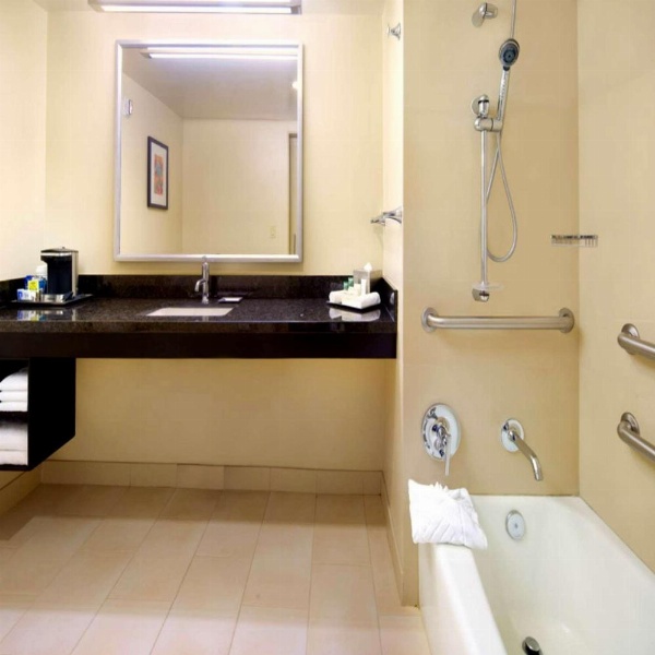 Hilton Anaheim image 74